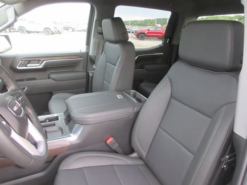 New 2026 GMC Sierra 1500 SLT w/ SLT Convenience Package AWD/4WD image 13