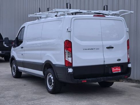 Used 2023 Ford Transit 250 Low Roof RWD image 10