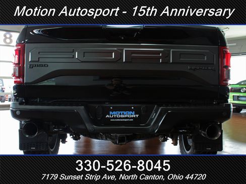 Used 2017 Ford F150 Raptor w/ Equipment Group 802A Luxury AWD/4WD image 9