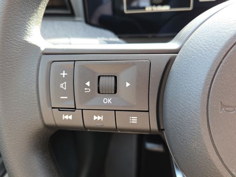 Used 2026 Nissan Kicks SV FWD image 26