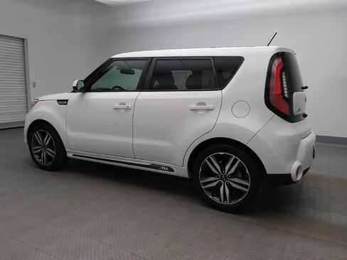 Used 2016 Kia Soul + w/ Soulful Package FWD image 3