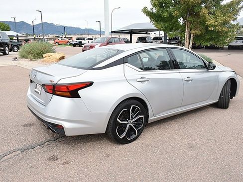 Certified 2023 Nissan Altima 2.5 SR image 9