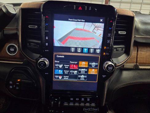 Used 2019 RAM 2500 Limited image 64