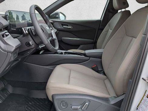 New 2026 Audi Q3 quattro 2.0T AWD/4WD image 4