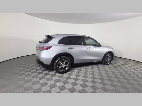 Used 2024 Honda HR-V EX-L image 37