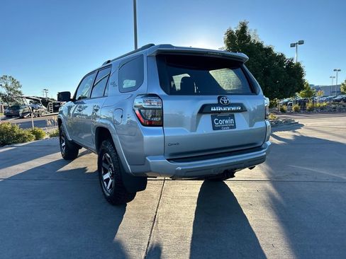 Used 2023 Toyota 4Runner TRD Off-Road Premium w/ Moonroof Package AWD/4WD image 5
