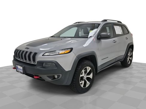 Used 2016 Jeep Cherokee Trailhawk w/ Cold Weather Group image 1