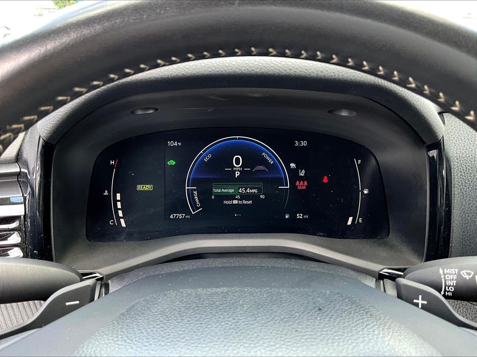 Used 2025 Toyota Camry SE FWD image 13