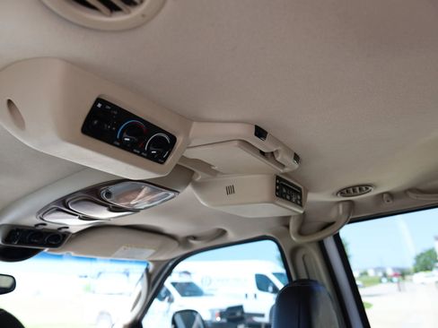 Used 2005 Ford Excursion Eddie Bauer AWD/4WD image 31