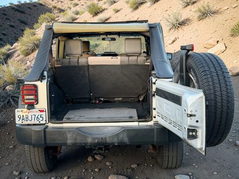 Used 2007 Jeep Wrangler Unlimited X RWD image 11