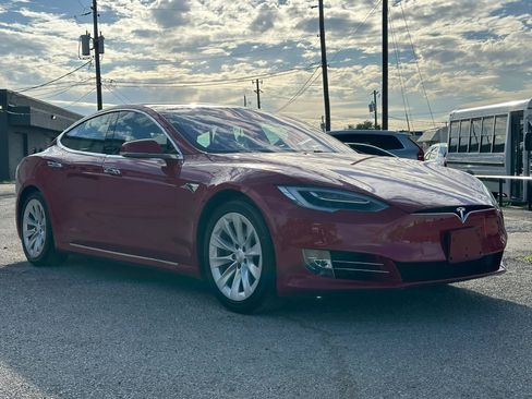 Used 2017 Tesla Model S 75D image 9