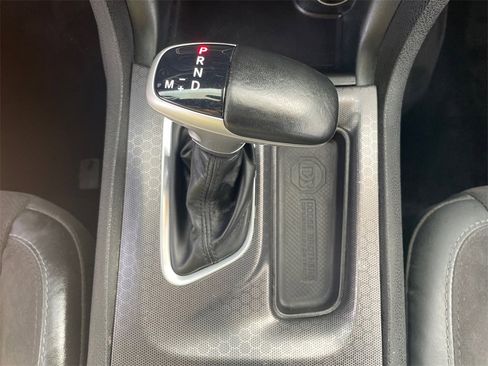 Used 2018 Dodge Charger GT image 13