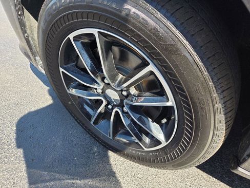 Used 2018 Dodge Grand Caravan GT image 11