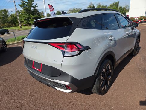 Used 2023 Kia Sportage X-Line w/ X-Line Premium Package image 3