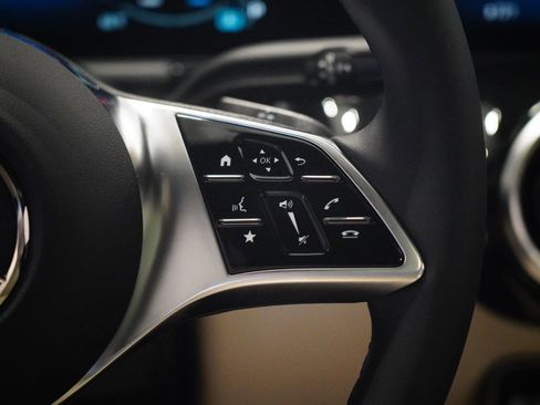 New 2026 Mercedes-Benz GLA 250 GLA 250 image 20