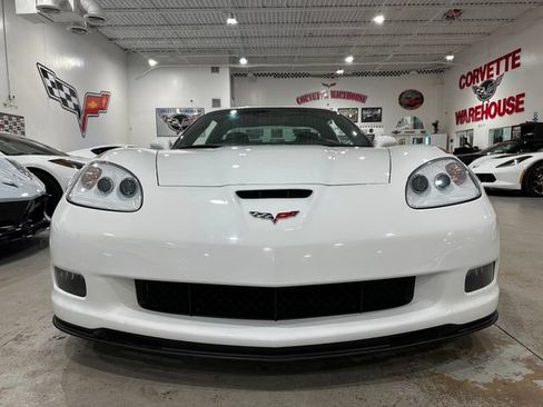 Used 2011 Chevrolet Corvette Grand Sport w/ Preferred Equipment Group RWD image 19