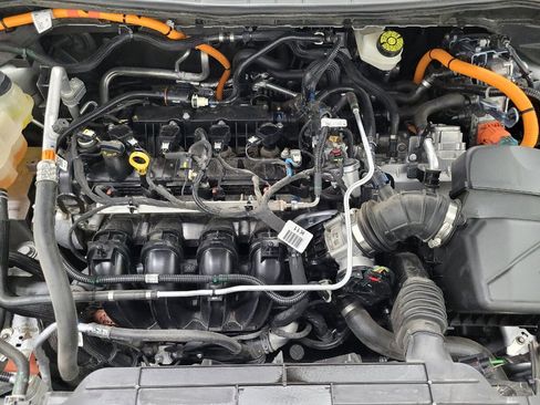 Used 2020 Ford Escape SE Sport image 30