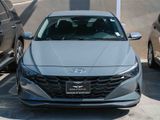 Used 2022 Hyundai Elantra SEL image 2