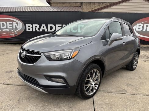 Used 2019 Buick Encore Sport Touring image 3