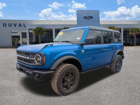 New 2025 Ford Bronco Big Bend w/ Black Diamond Package image 8