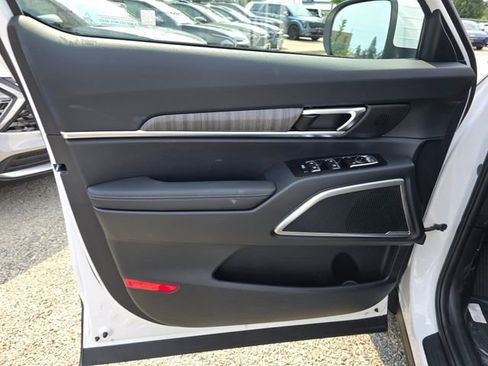 New 2025 Kia Telluride EX w/ EX Captain's Chair Package image 7