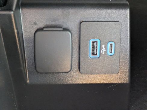 Used 2022 Ford Explorer Timberline image 25