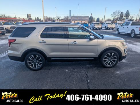 Used 2017 Ford Explorer Platinum image 5