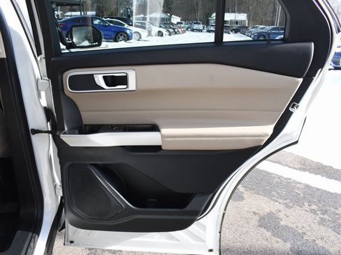 Used 2021 Ford Explorer XLT w/ Equipment Group 202A image 24