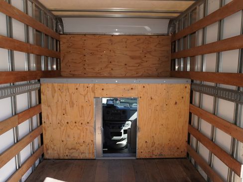 Used 2024 Ford E-450 and Econoline 450 Super Duty w/ Power Windows & Locks Group RWD image 22