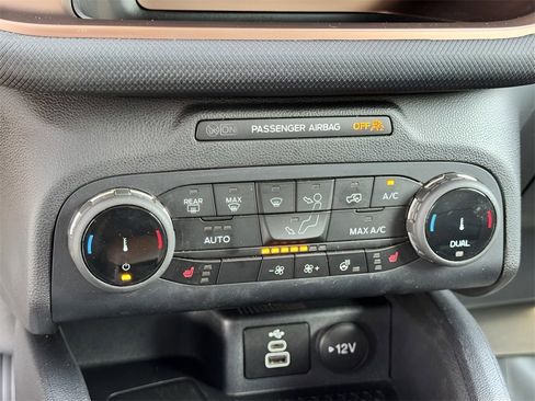 Used 2023 Ford Bronco Sport Outer Banks w/ Tech Package image 18