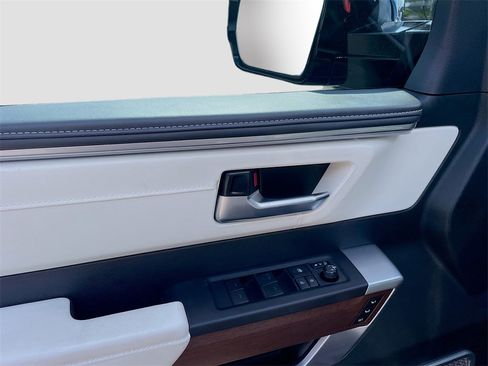 Used 2024 Toyota Sequoia SR5 image 9