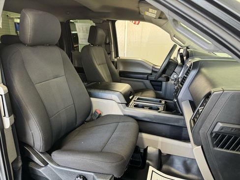 Used 2018 Ford F150 XL w/ Equipment Group 101A Mid AWD/4WD image 26