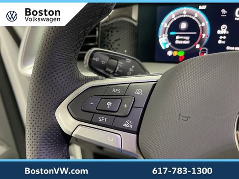 New 2026 Volkswagen Tiguan SE R-Line image 16