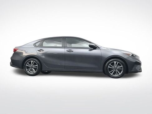 Used 2024 Kia Forte LXS image 33