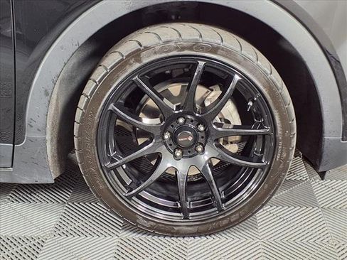 Used 2022 Chevrolet Bolt LT w/ Infotainment Package image 32