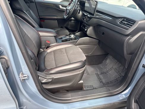 Used 2023 Ford Escape ST-Line w/ Tech Pack #1 AWD/4WD image 23