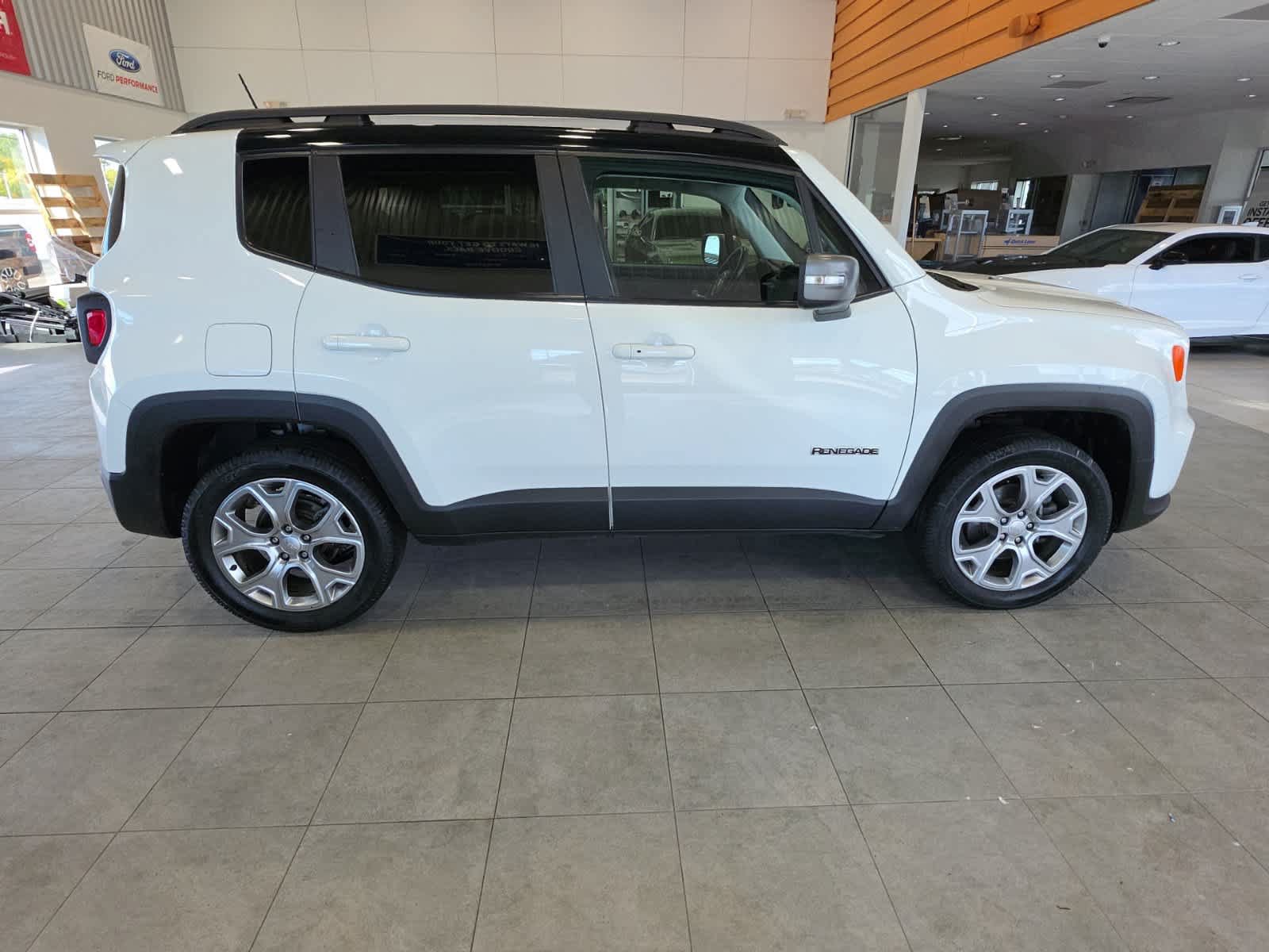 Used 2020 Jeep Renegade Limited AWD/4WD image 5