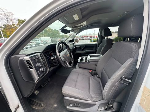Used 2019 Chevrolet Silverado 1500 LT image 13
