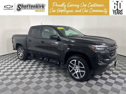 Used 2024 Chevrolet Colorado Z71 w/ Z71 Convenience Package 2