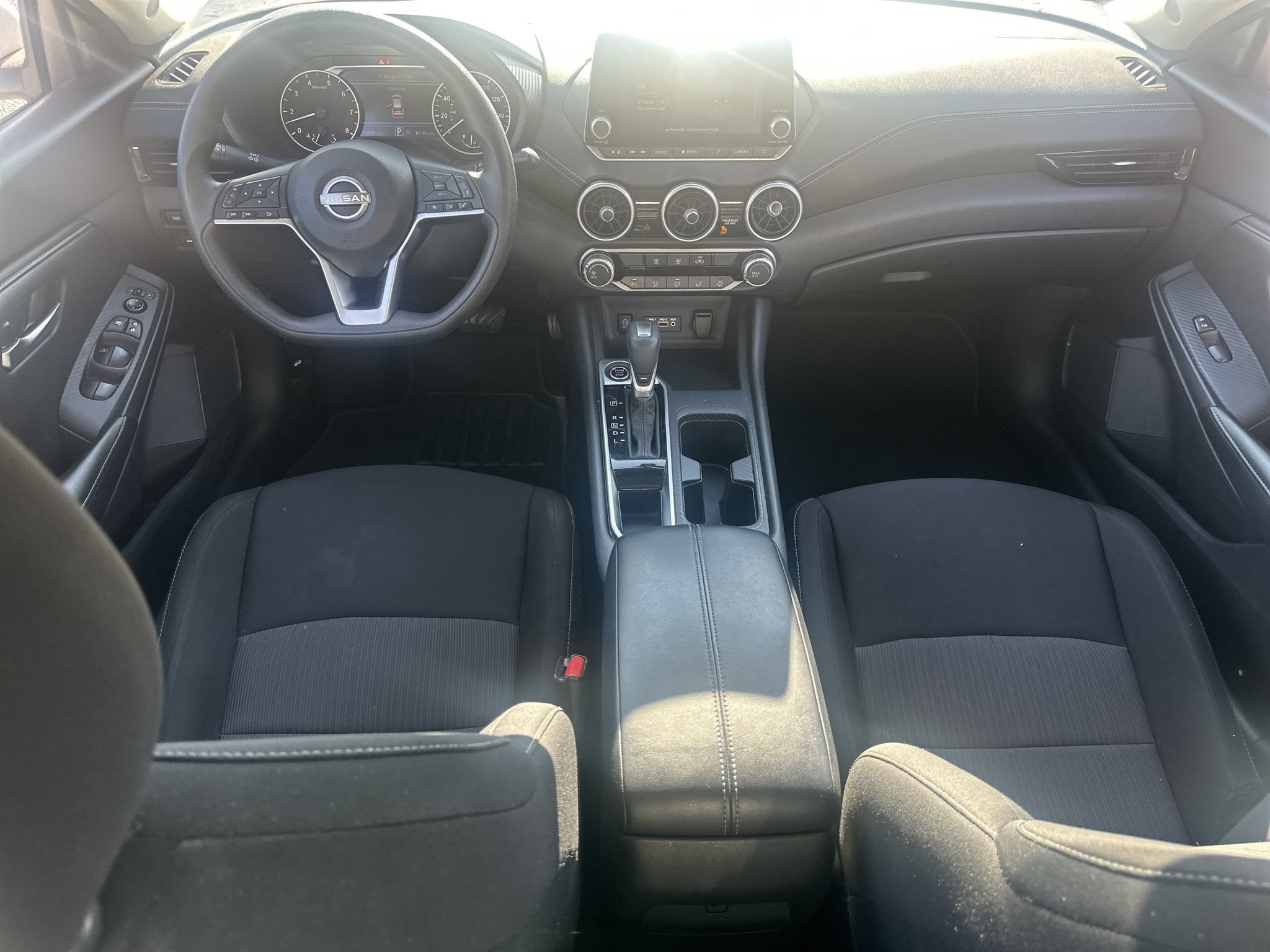 Used 2024 Nissan Sentra SV FWD image 22