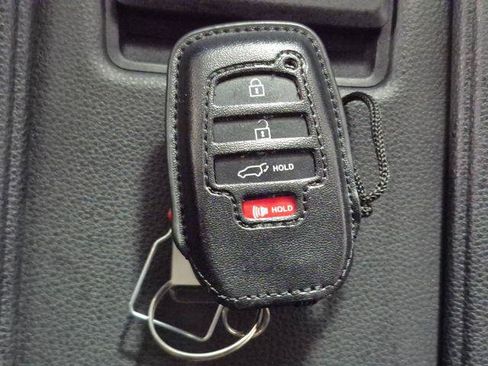 Certified 2024 Toyota Grand Highlander AWD Hybrid image 31