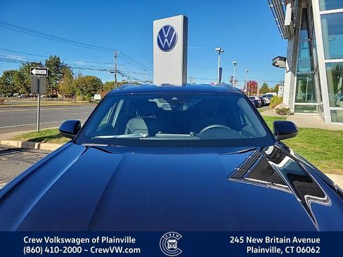 New 2026 Volkswagen Atlas Cross Sport SE image 5