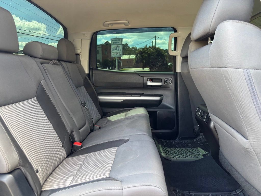 Used 2016 Toyota Tundra SR5 w/ SR5 Upgrade Package AWD/4WD image 29