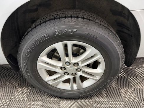 Used 2018 Buick Enclave Essence FWD image 20
