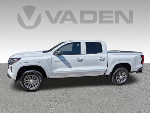 New 2025 Chevrolet Colorado W/T w/ WT Convenience Package II image 28