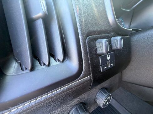Used 2021 GMC Canyon Denali AWD/4WD image 21