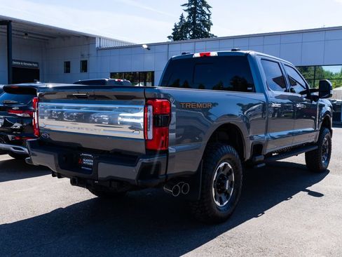 Used 2024 Ford F350 Platinum w/ Tremor Off-Road Package AWD/4WD image 7