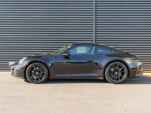 New 2026 Porsche 911 Carrera RWD image 2