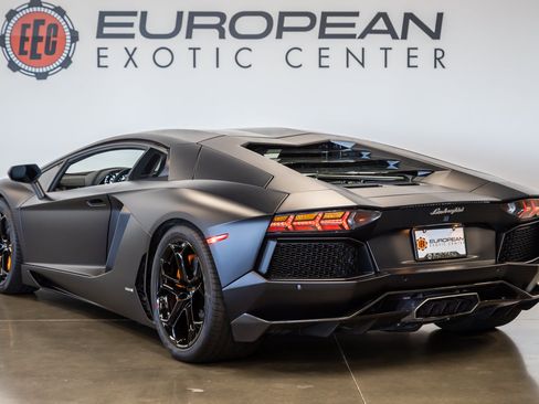 Used 2012 Lamborghini Aventador LP 700-4 AWD/4WD image 10