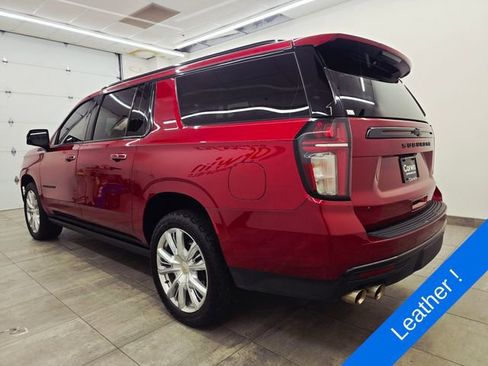 Used 2023 Chevrolet Suburban High Country AWD/4WD image 3